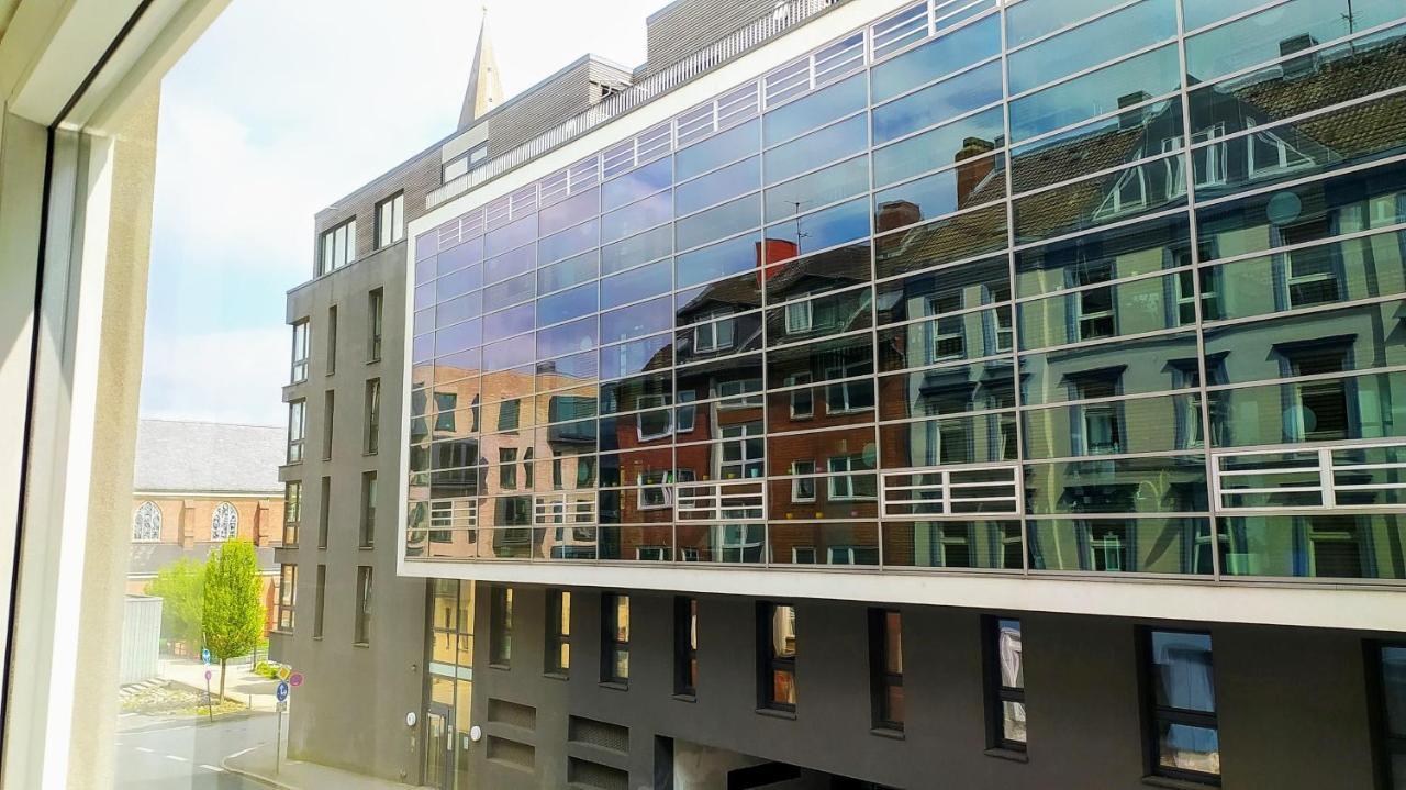 Moderne City Apartments Im Stadtzentrum Kiel Exterior foto